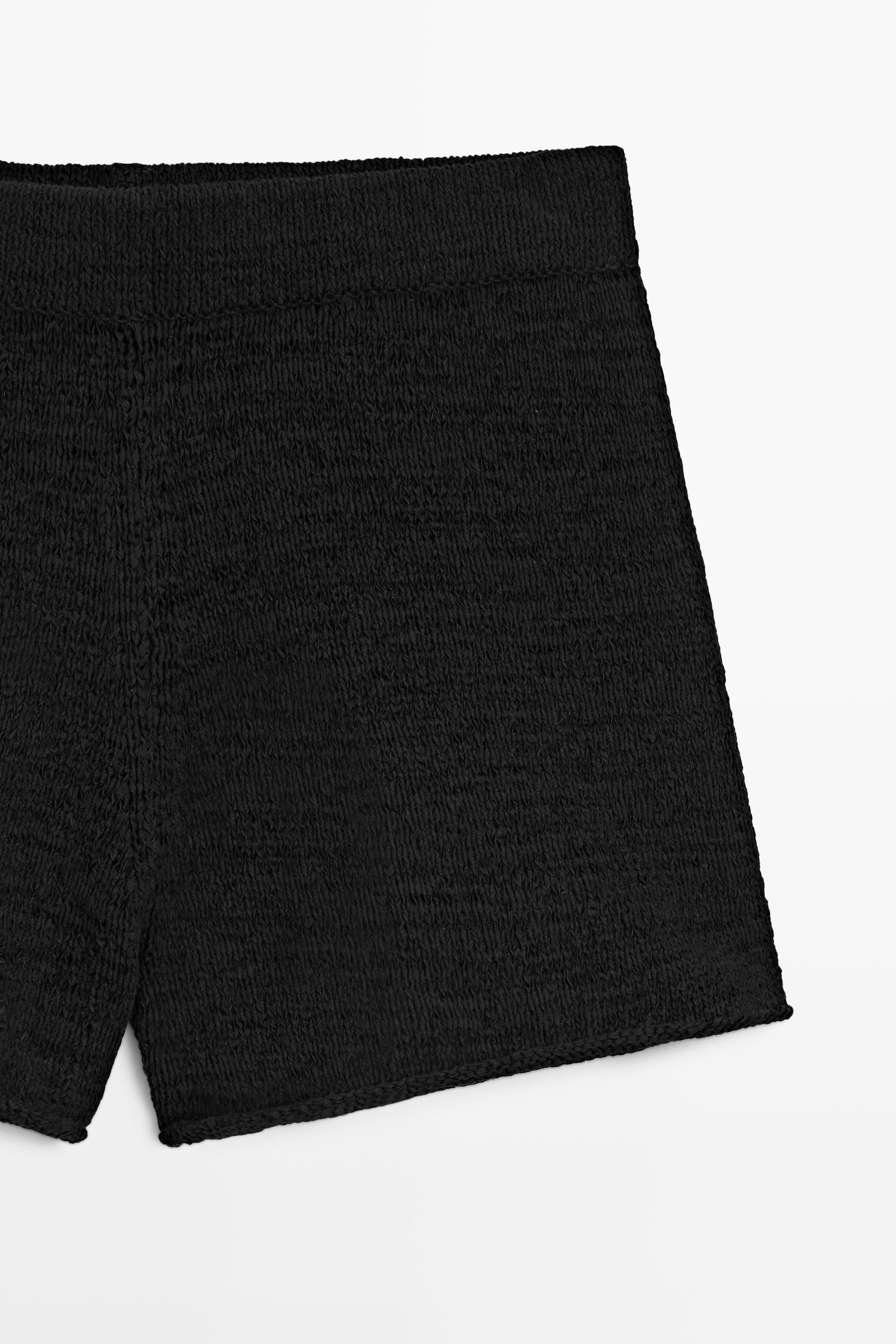 Short en maille texturée